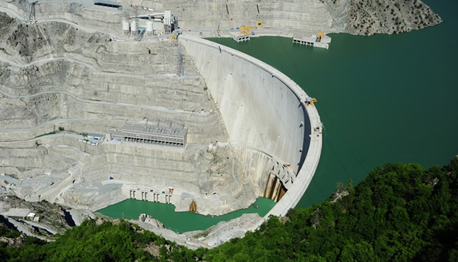 Deriner Barajı'nda Elektrik Üretim Rekoru Kırıldı