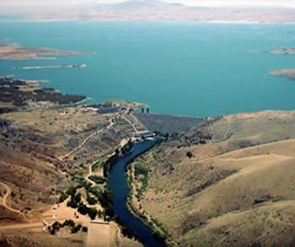Hirfanlı Barajı ve Hidroelektrik Santrali (HES)